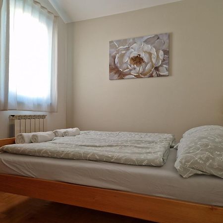Apartment Karla Пореч Экстерьер фото