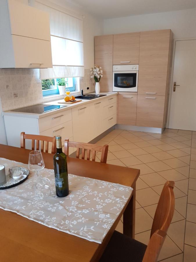 Apartment Karla Пореч Экстерьер фото